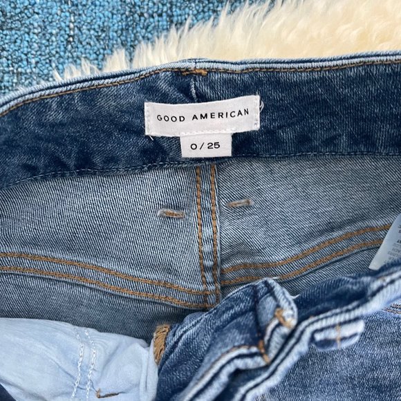 Good American Good Waist Jeans - Picture 7 of 8